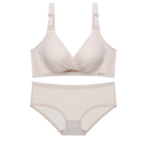 女小胸聚拢无钢圈收副乳文胸内衣