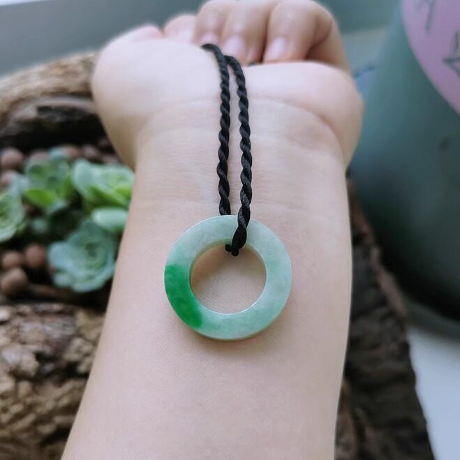 保真天然翡翠老坑冰种满绿飘翠