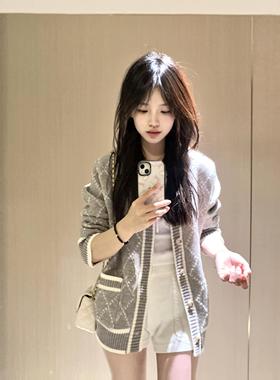 设计感菱格毛衣外套女春秋韩系灰色慵懒高级感中长款开春针织开衫