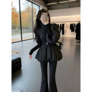 束腰风黑色立领面包服女短款收腰腰带羽绒服2025年新款今年流行冬