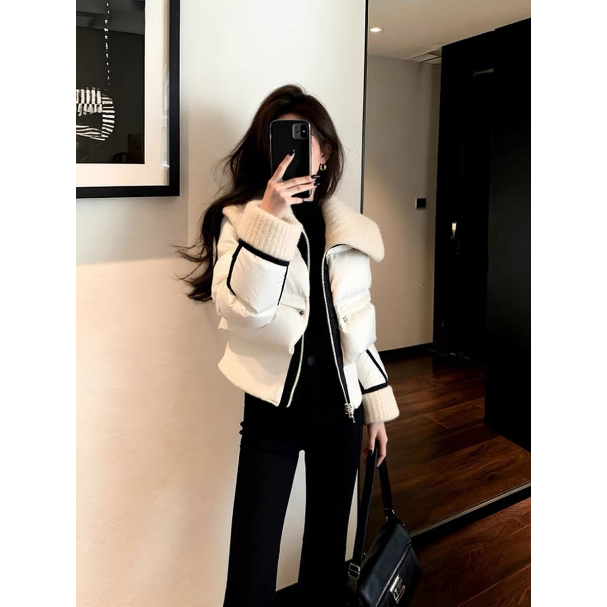 冬季棉服女款2025新款独特超好看高级感小香风翻领白色夹棉外套厚