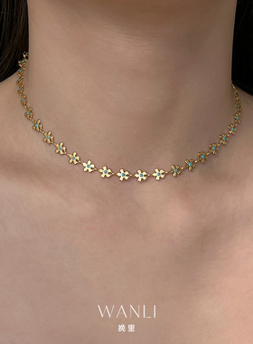 挽里钛钢镀金花花项链女轻奢小众