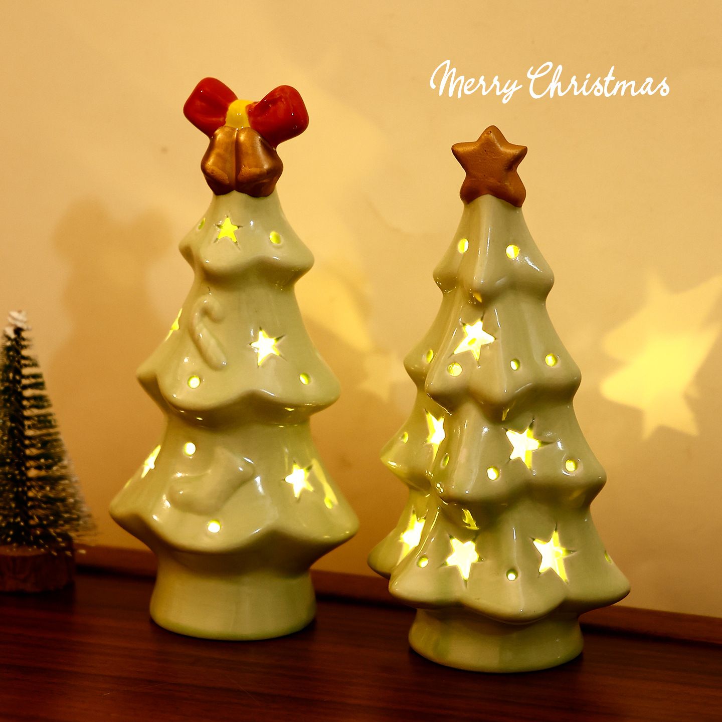 2026新品圣诞节陶瓷小夜灯拍照道具圣诞树装饰桌面摆件礼品礼物款