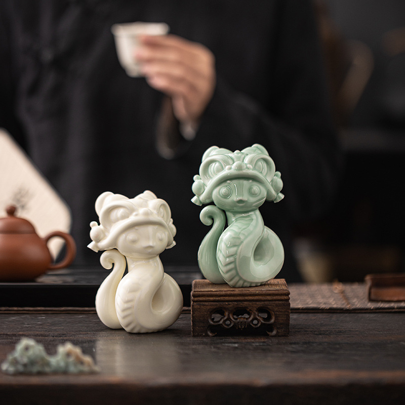 国潮陶瓷生肖蛇动物蛇摆件吉祥物青蛇白蛇可爱茶宠装饰品手办礼物