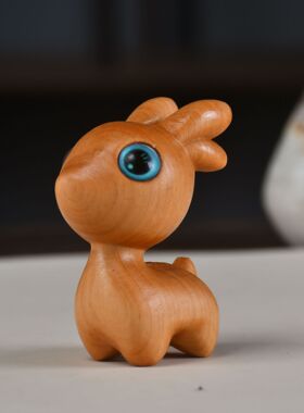 甄选创意崖柏木雕鹿摆件檀木食梦鹿创意钥匙扣手把玩件一鹿有你