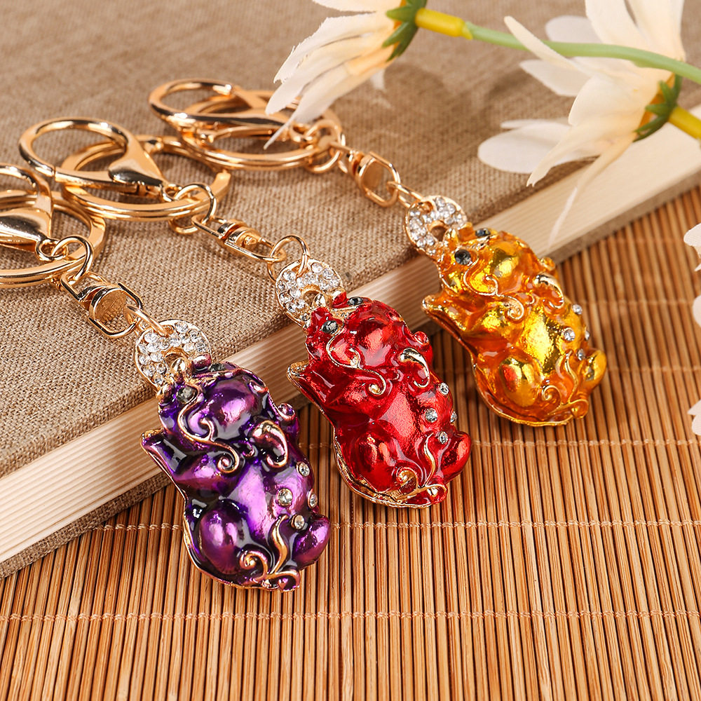 新品创意画油貔貅包包汽车钥匙扣可爱金属挂件招财卡通钥匙链礼品