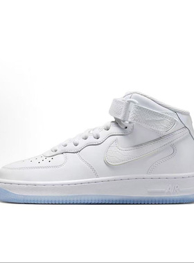 Nike耐克AirForce 1女子中帮空军一号百搭防滑休闲板鞋FN4274-100