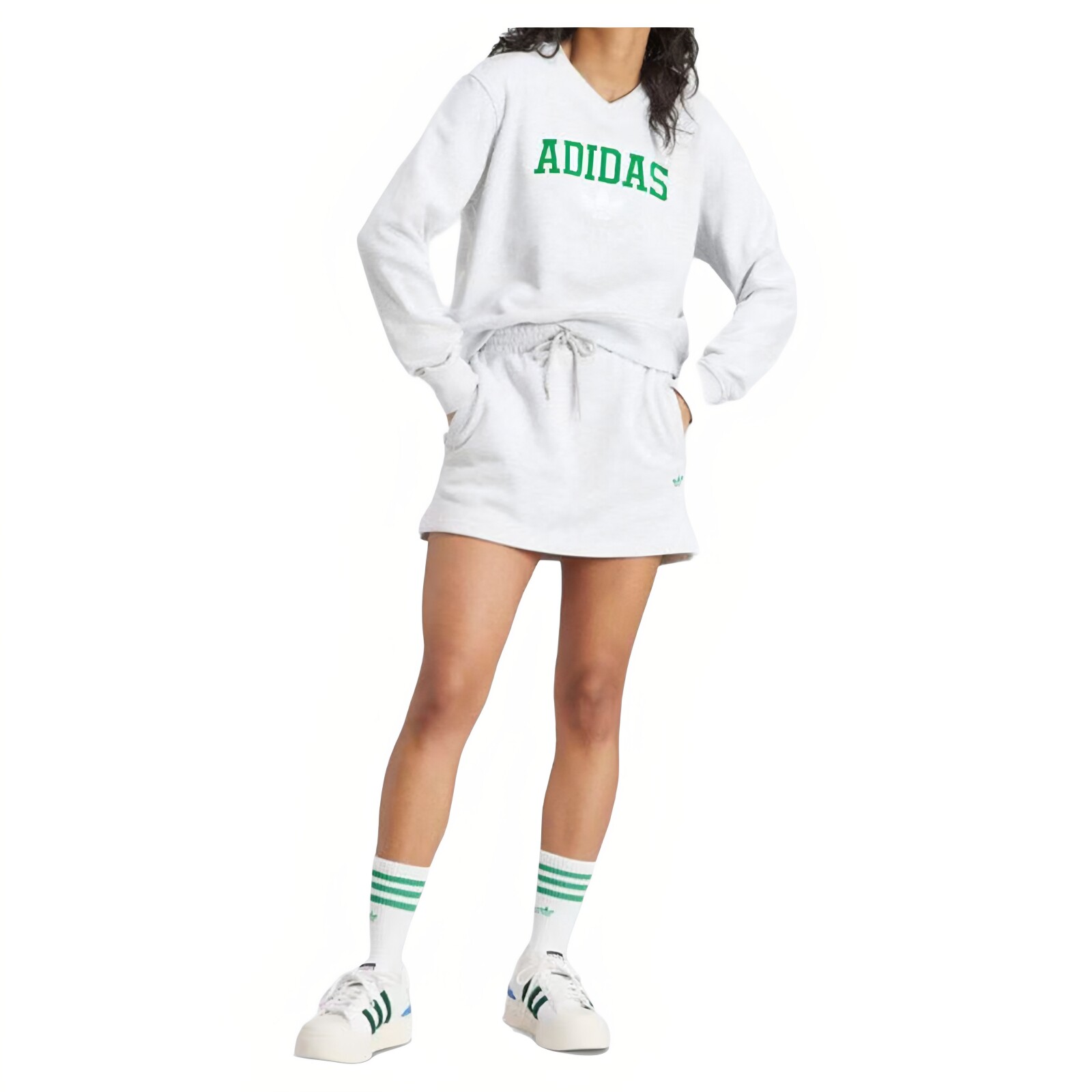 M码Adidas阿迪达斯女子印花V领舒适保暖潮流休闲长袖卫衣II5612