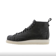 Adidas阿迪达斯三叶草Superstar Boot女子高帮休闲马丁短靴AQ1213