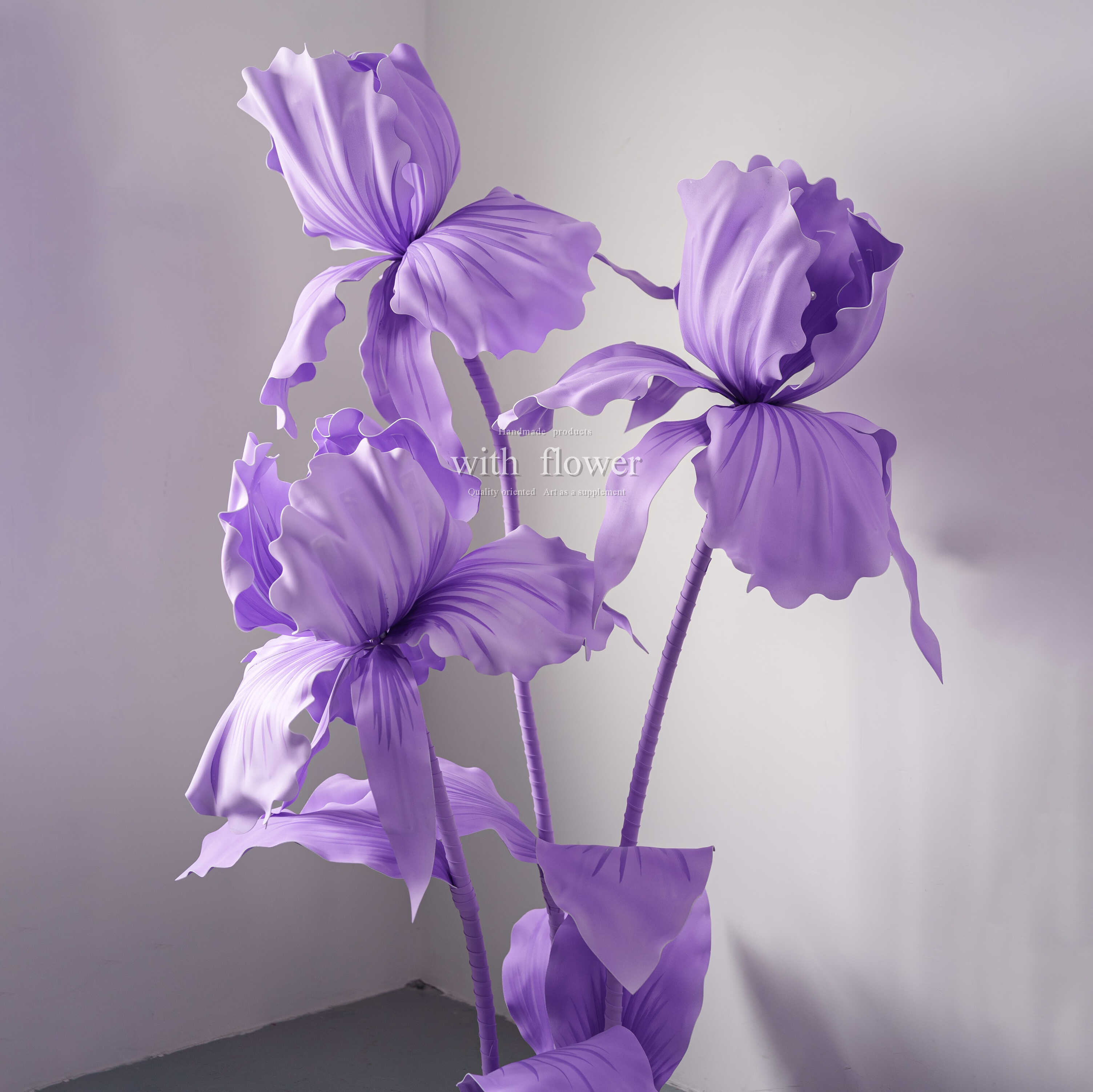 鸢尾大型EVA美陈场景装饰道具