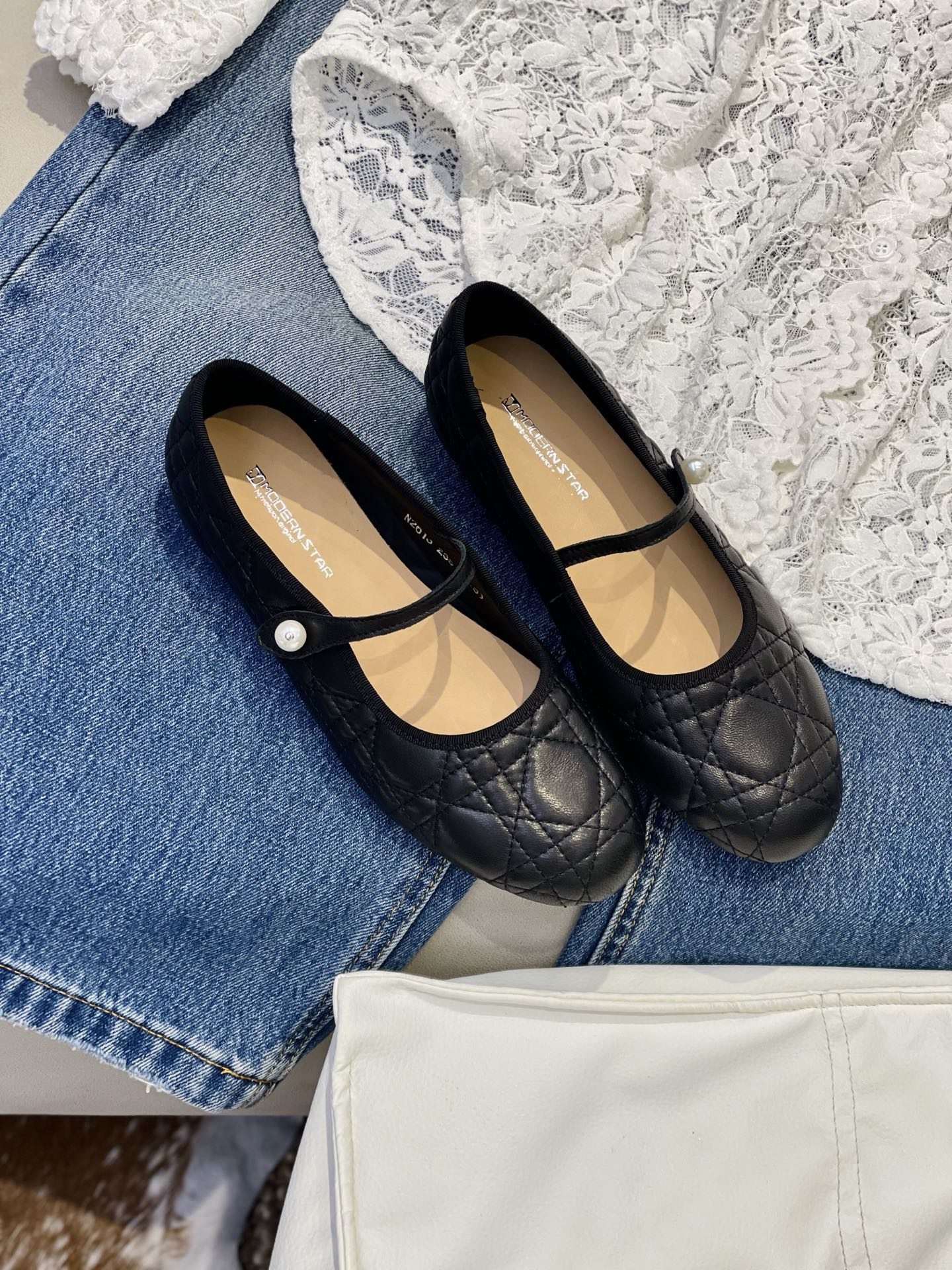 羊皮版小香风菱格平底单鞋显白温柔气质珍珠法式浅口女鞋,女鞋,玛丽珍鞋,淘宝优惠券,粉丝福利购,淘宝优惠卷