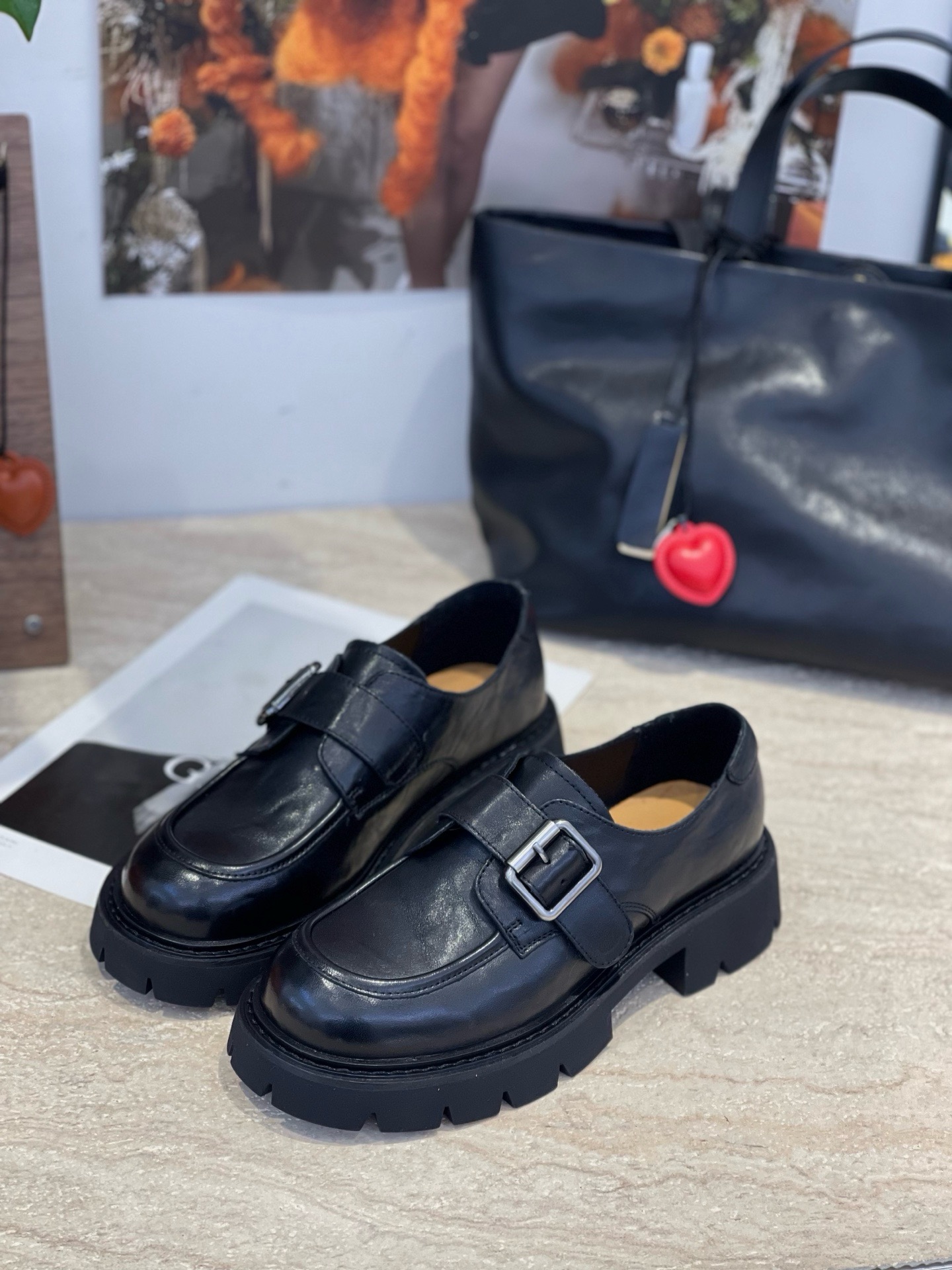 真皮厚底乐福鞋女2025秋新款英伦风小皮鞋圆头玛丽珍单鞋女皮带扣