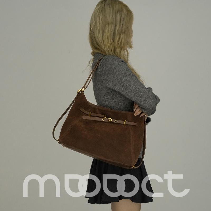 高级！复古大容量通勤托特包