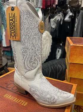 美国CORRAL牛皮牛仔靴白色带钻刺绣骑马长靴复古尖头西部牛仔靴女