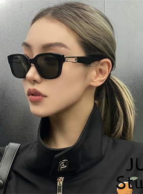 高级感墨镜女韩版显瘦黑框