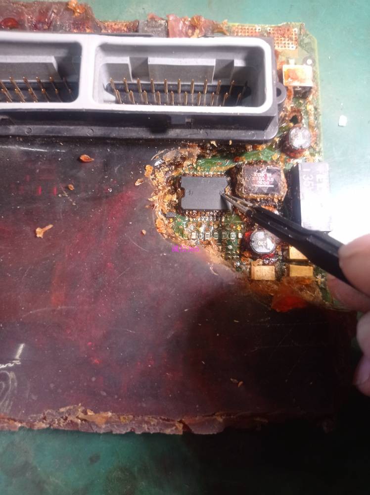 4651537封装HSOP20脚提供汽车