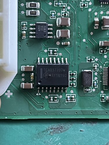 TCA0372BDW  专卖汽车电脑板易损芯片IC 现货