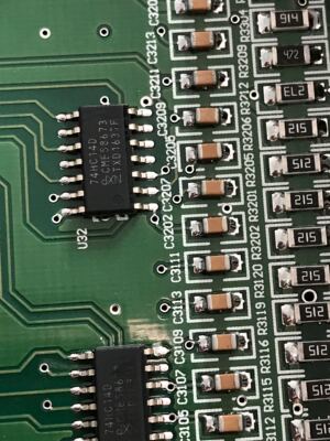 74HC140 74HC14D SOP14 汽车电脑板芯片IC