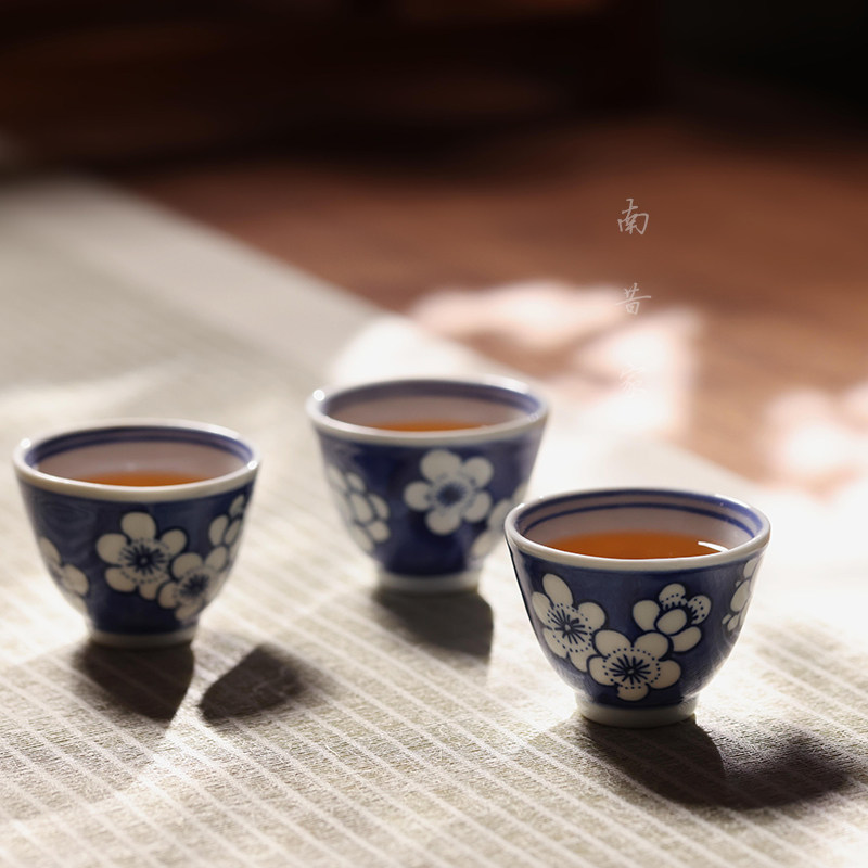 景德镇平价青花陶瓷手绘杯商用冰梅茶杯闻香杯单杯品茗杯茶具家用属于什么档次？