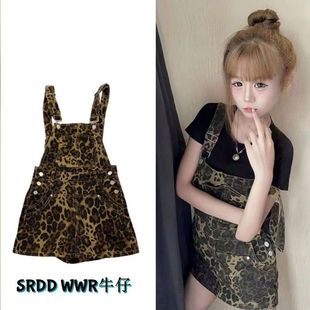 2025年夏季复古美式辣妹新款豹纹牛仔背带短裤宽松减龄显瘦裤裙潮