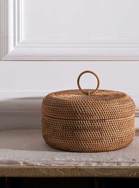 复古实木藤编收纳盒有盖桌面整理盒美式家用小号圆形带盖手编藤筐