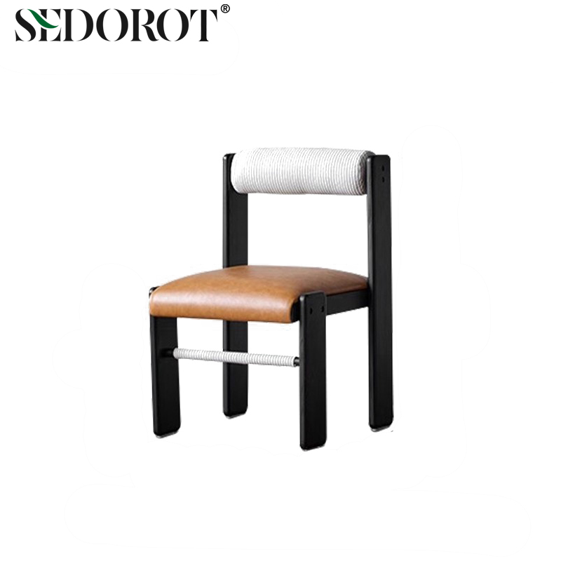 北欧简约软包餐椅中古实木