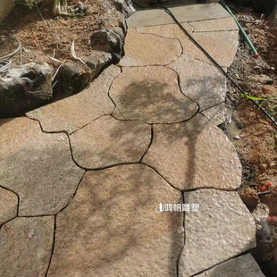 柏坡黄地铺石材花园铺地石碎拼中国黑石皮景墙乱拼踏步石石板定制