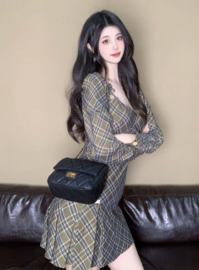 黑色包包2026新款潮真皮女士包轻奢斜挎包时尚夏季链条小包高级感