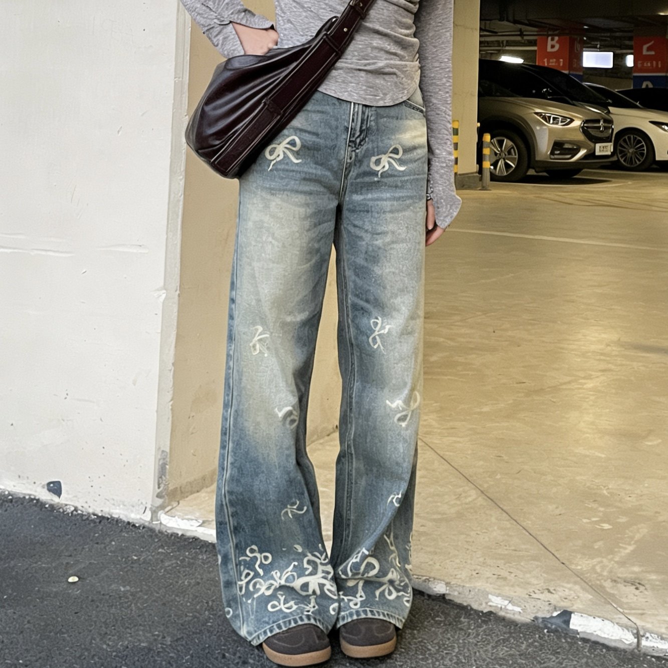 复古做旧蝴蝶结印花水洗牛仔裤2026春季新款宽松显瘦休闲阔腿长裤,女装/女士精品,牛仔裤,淘宝优惠券,粉丝福利购,淘宝优惠卷