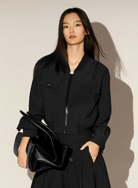 XG/雪歌26春款通勤风黑色短外套女长袖夹克百搭上衣XL107015A290