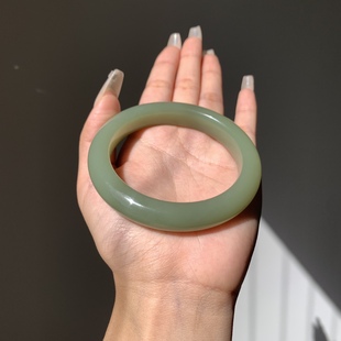 58圈口天然和田玉新疆若羌青黄口手镯62.4克