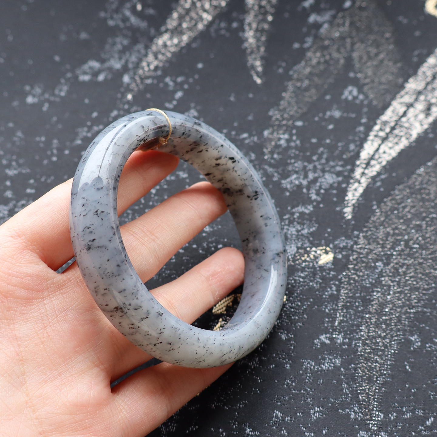 新疆青花点墨芝麻糊57MM手镯手饰