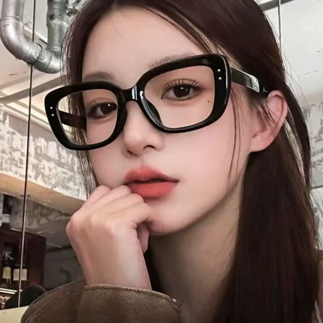 2026新款时尚方框防蓝光老花镜女中老年显瘦大脸素颜黑框老花眼镜