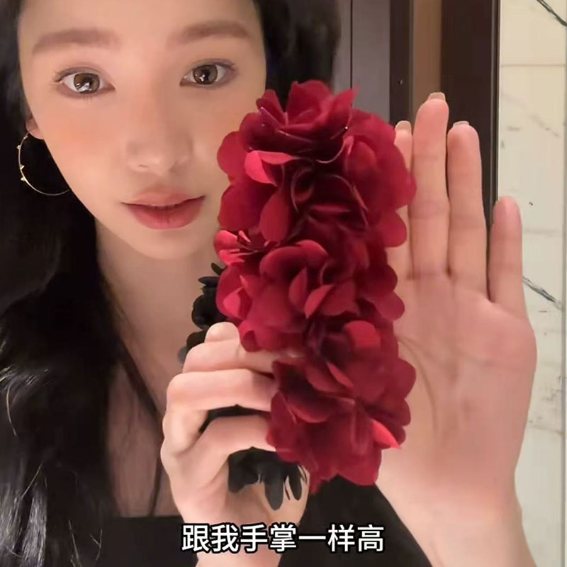 大号香蕉夹易梦玲同款红色竖夹
