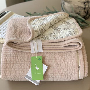 秋冬韩国大鹅一面牛奶绒一面纯棉床盖三件套双面加厚加绒防滑床单