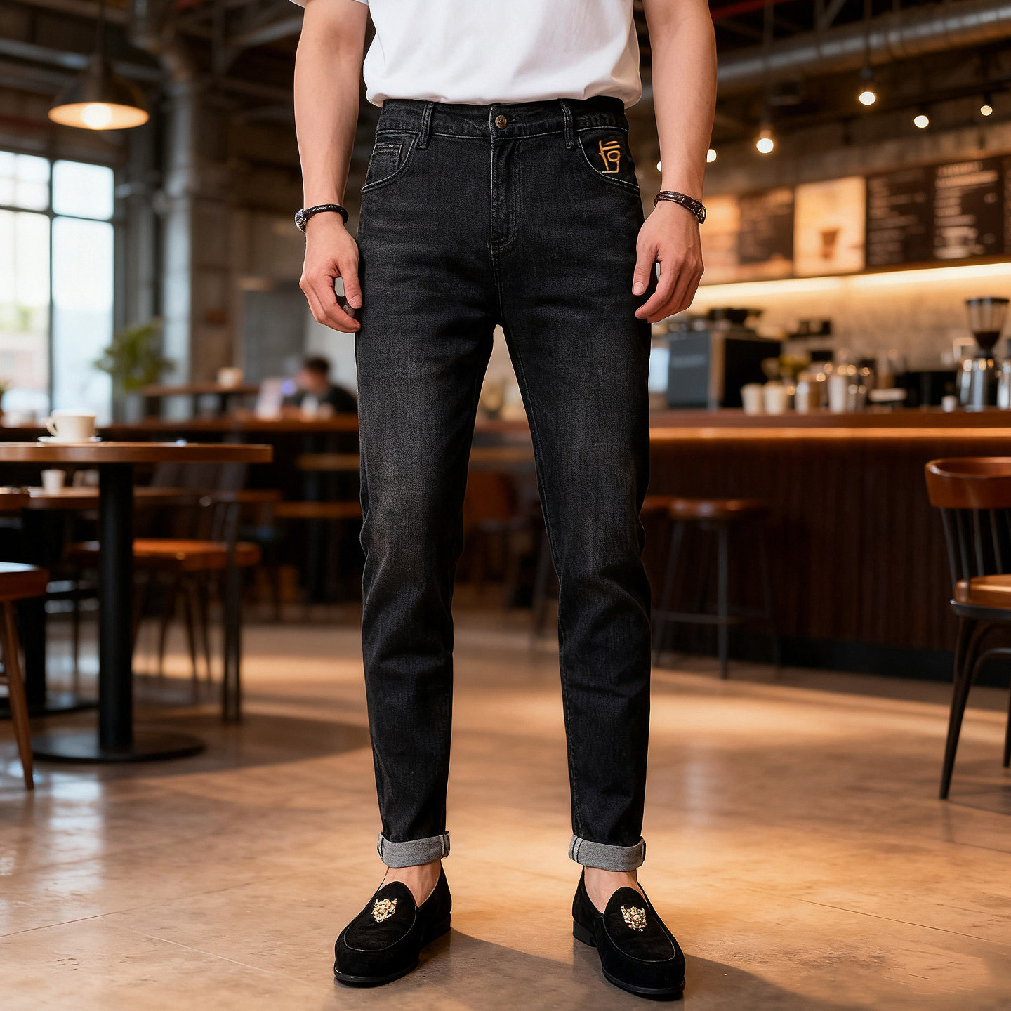 韩版潮牌高级感刺绣黑色牛仔裤男士秋冬修身弹力时尚百搭小脚长裤
