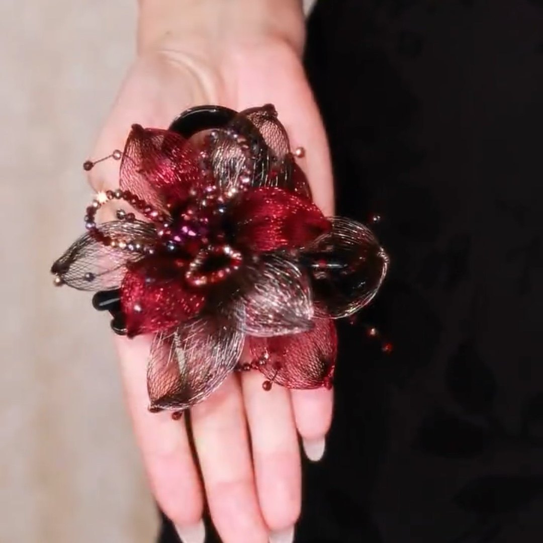 2025新款手工编织复古铜丝花朵抓夹女气质鲨鱼夹优雅发夹子头饰,饰品/流行首饰/时尚饰品新,民族风发饰,淘宝优惠券,粉丝福利购,淘宝优惠卷
