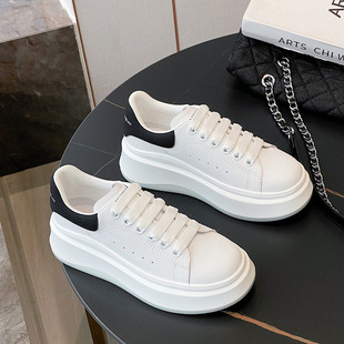 香港潮牌2023春季新款透气女鞋鞋百搭休闲真皮增高板鞋前卫小白鞋