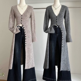 秋冬高级感法式 棕色针织内搭长裙 气质V领显瘦毛衣连衣裙女中长款