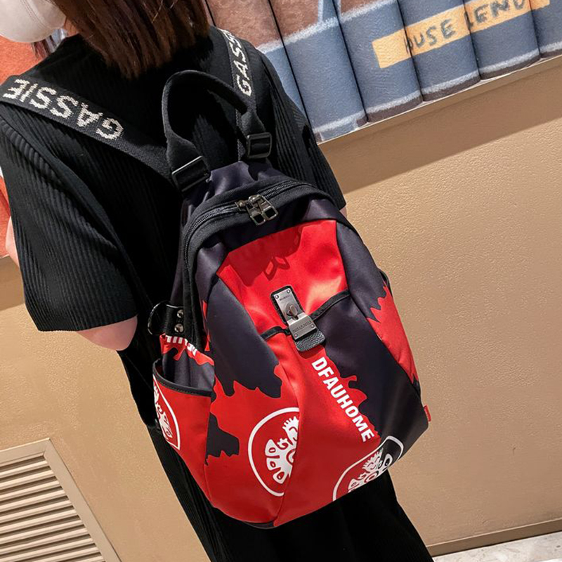 中国风时尚外出双肩包女2025新轻便牛津布女士背包大容量旅游书包