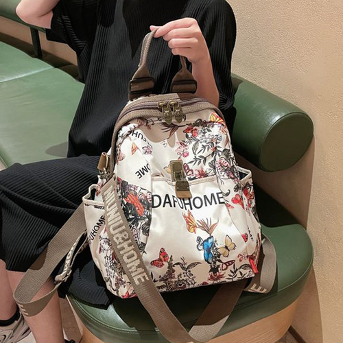 高级感蝶恋花南韩丝外出双肩包女