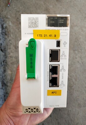 施耐德M580 BMEP584020全新原装拍前请询价