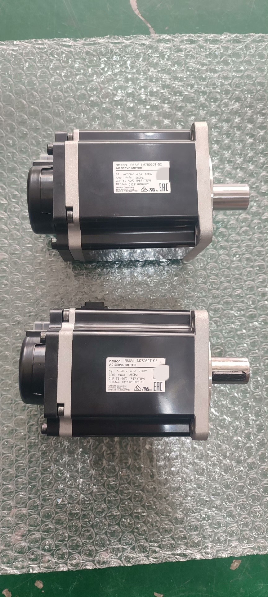 Omron欧姆龙PLC  R88M-1M75030T-S2拍前请询价