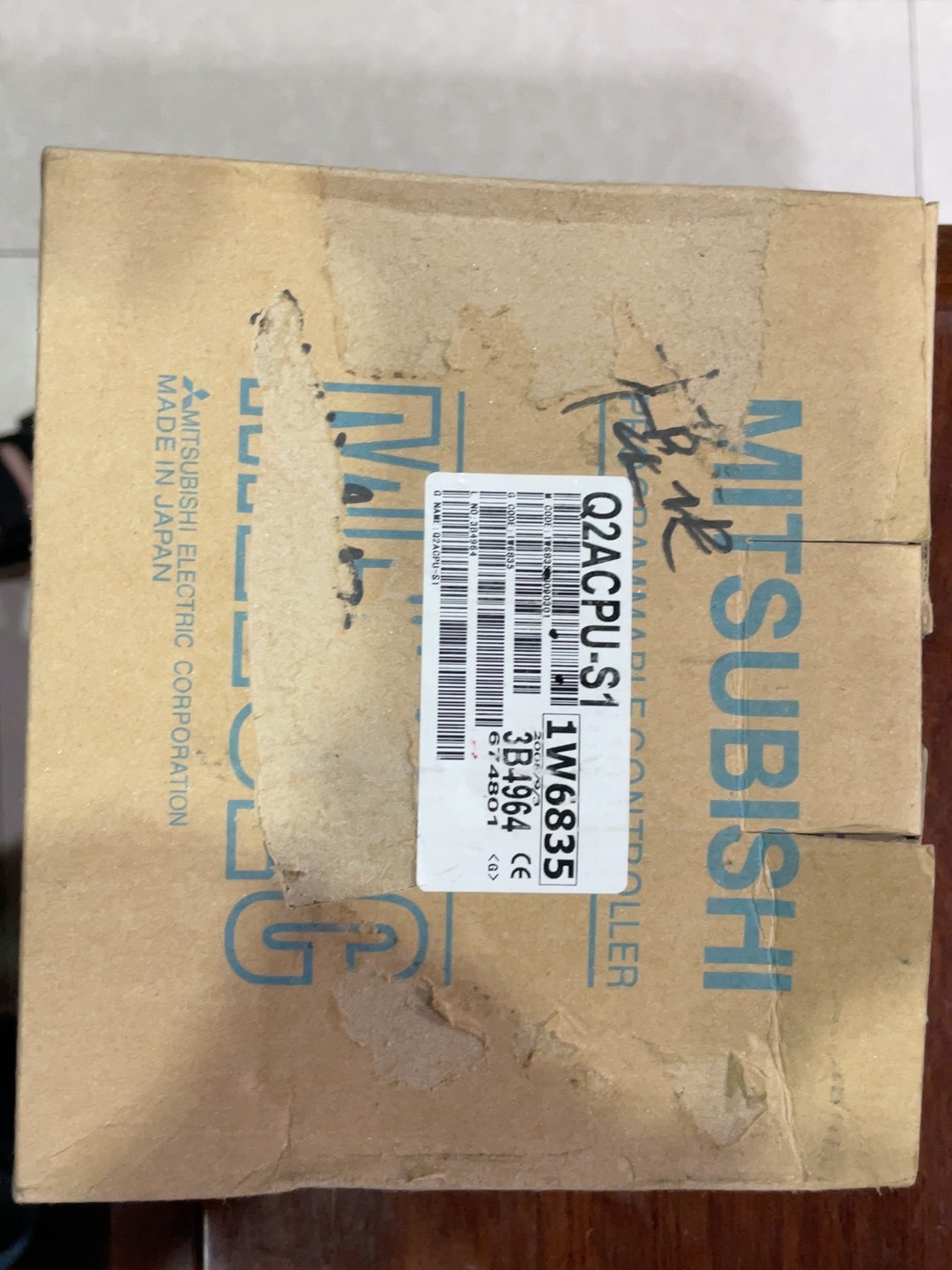 MITSUBISHI三菱PLC模块Q2ACPU-S1全新原装拍前请询价