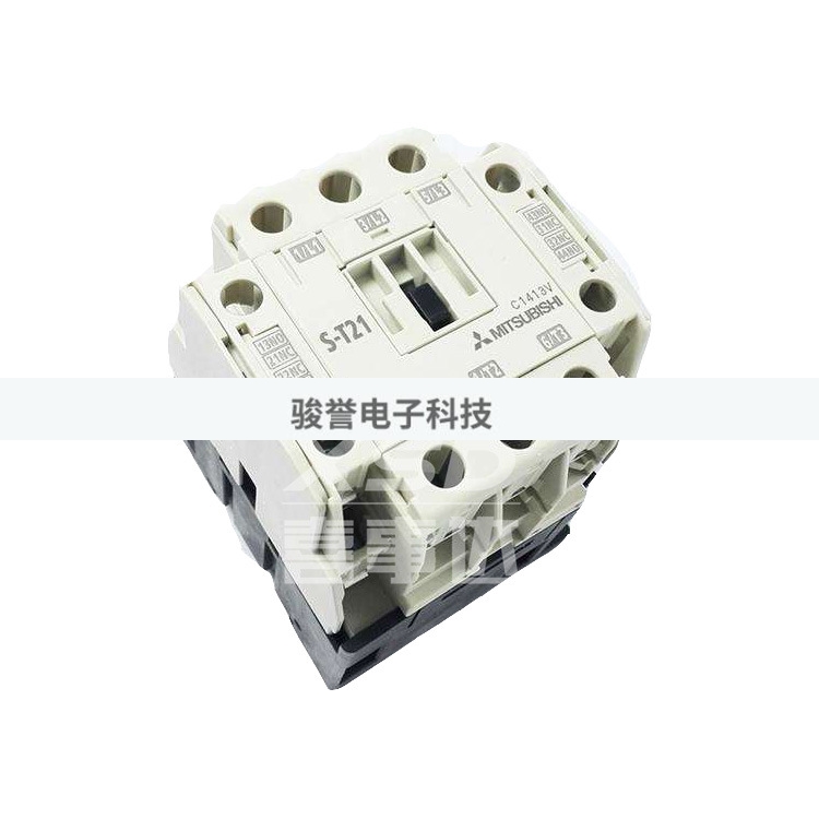 S-T32 AC400V C电磁接触器 MS-T系列低压接触器电机启动器拍