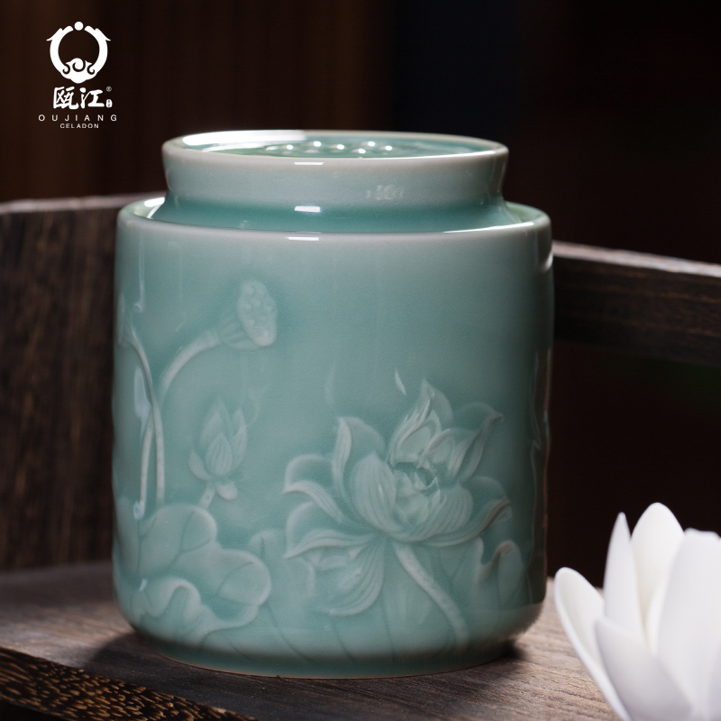 莲年有余青瓷高温天青密封茶罐