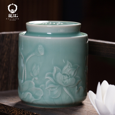 莲年有余青瓷高温天青密封茶罐