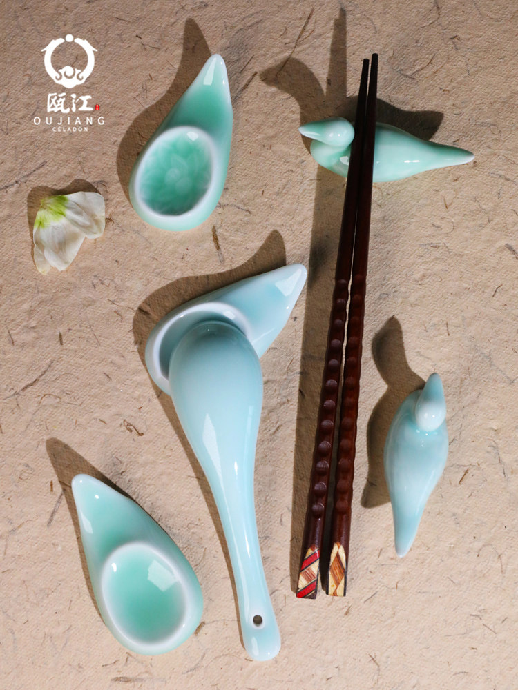 瓯江龙泉青瓷筷枕餐具摆件陶瓷图片