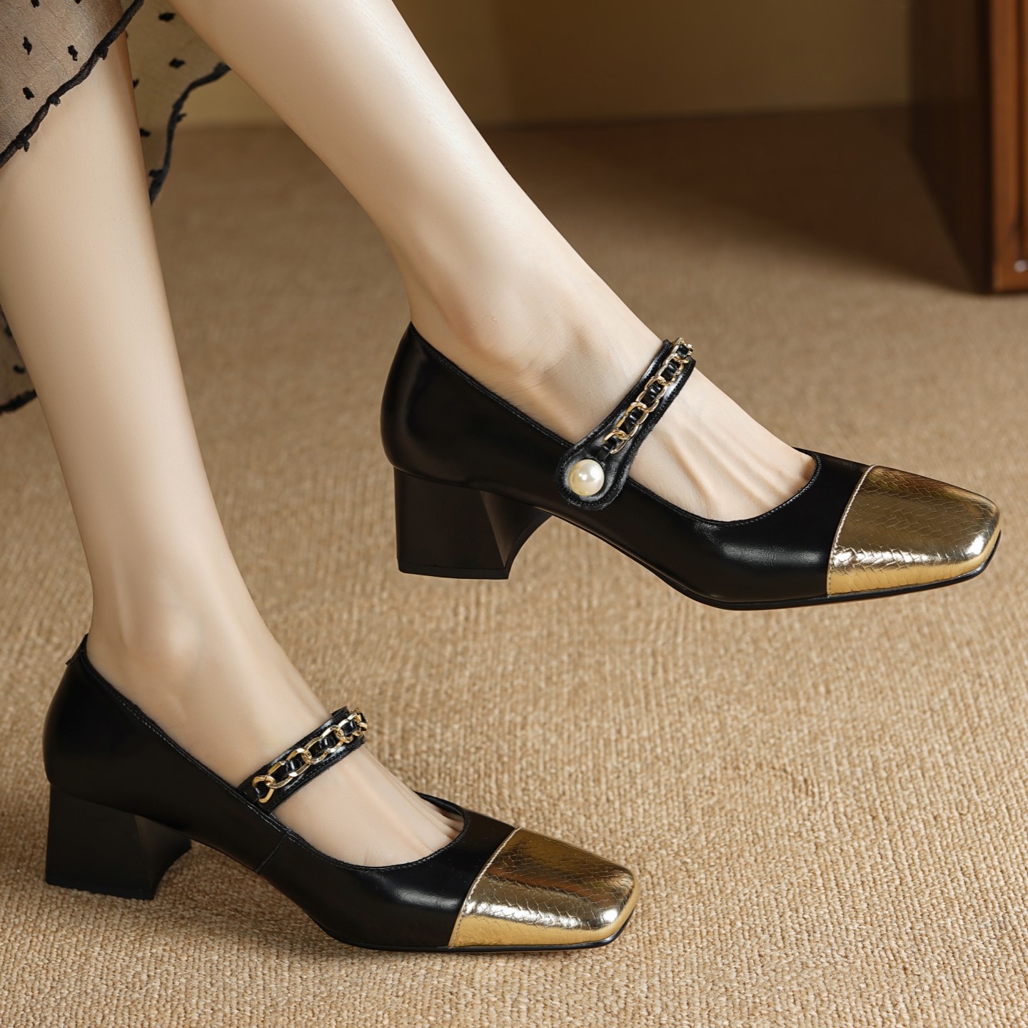 撞色拼接方头玛丽珍鞋女春新款真皮浅口一字带小香风粗跟中跟单鞋,女鞋,玛丽珍鞋,淘宝优惠券,粉丝福利购,淘宝优惠卷