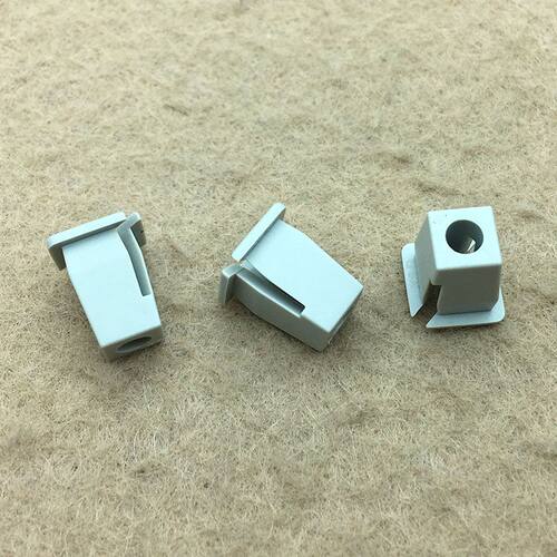 适用宝马X5X1X2X3X4X6X7mini迷你Z4后备箱内饰盖板螺丝座卡扣卡子